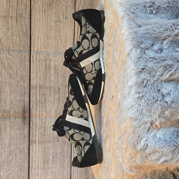 Coach Grey/Black Sneakers, Women's Size 7M, Great Condition - Picture 8 of 10